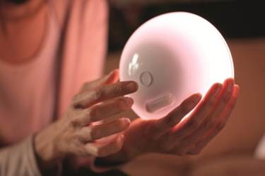Philips Hue Go Serves Up Colorful Light On The Go
